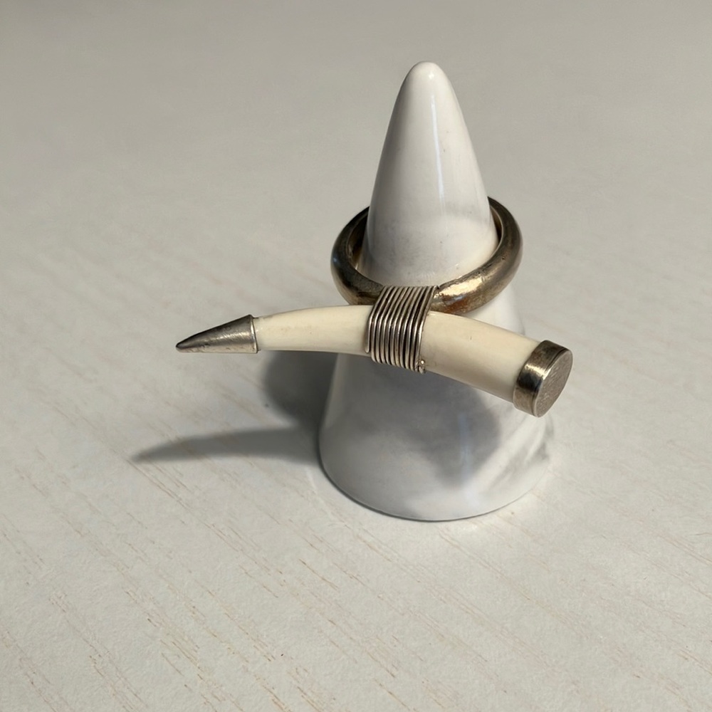 Chan Luu Ring